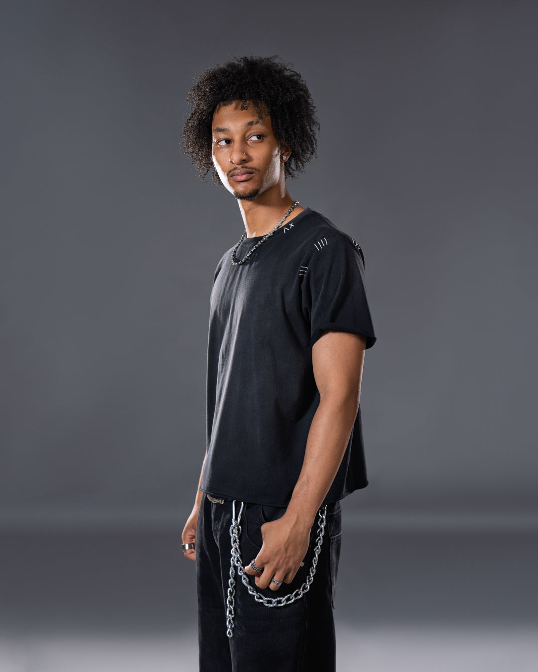 black vintage washed harpy tee with embroidered stitching 